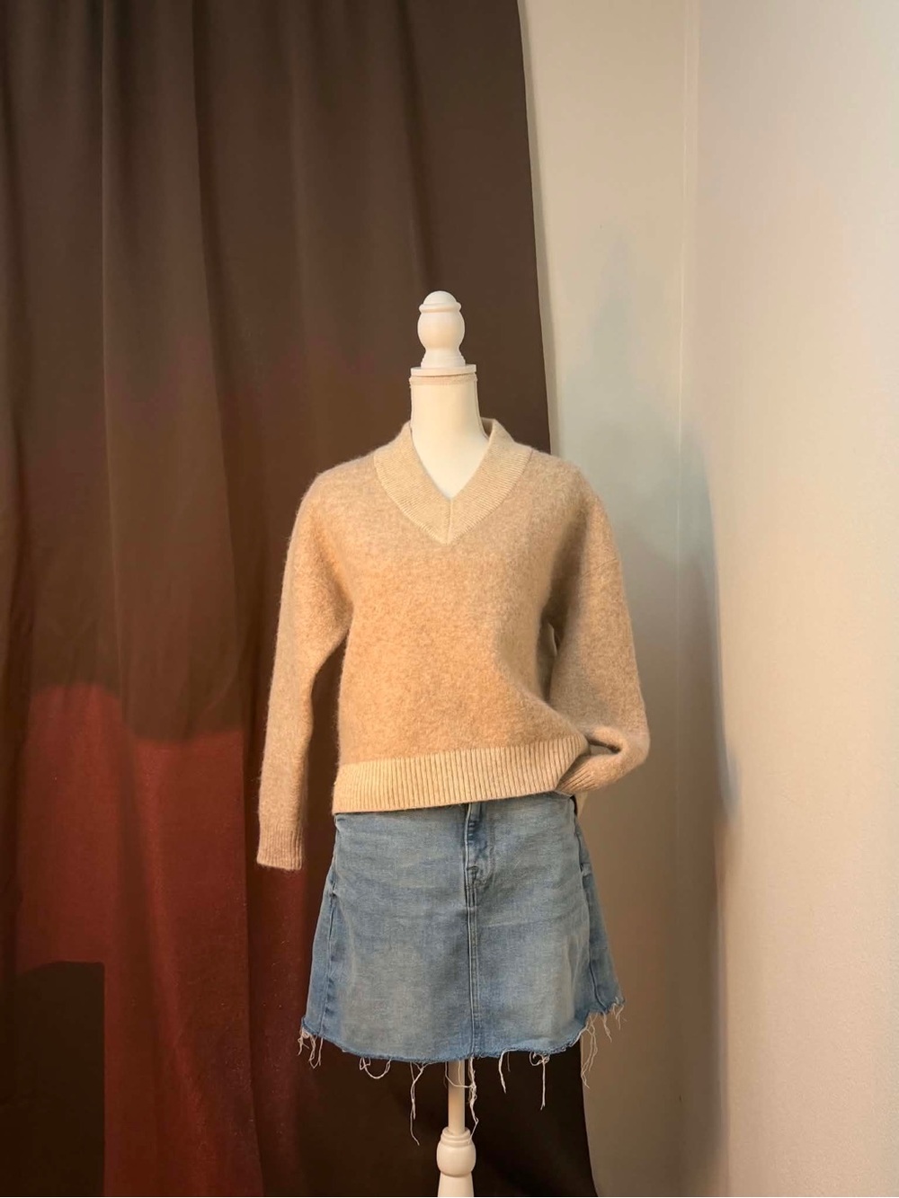 lululemon athletica Beige V-Neck Sweater